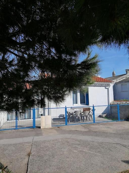 Maison De Pecheur Cour Privee En Centre Ville Saint Gilles Croix de vie Ngoại thất bức ảnh