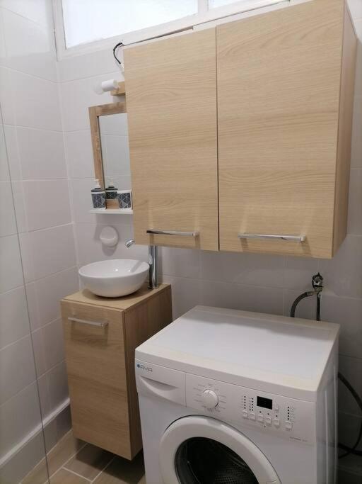 Maison De Pecheur Cour Privee En Centre Ville Saint Gilles Croix de vie Ngoại thất bức ảnh